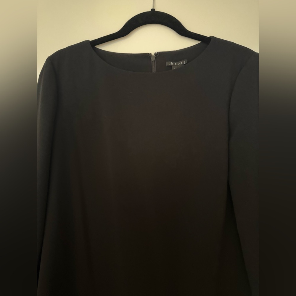 Black Taylor THEORY dress size 4.